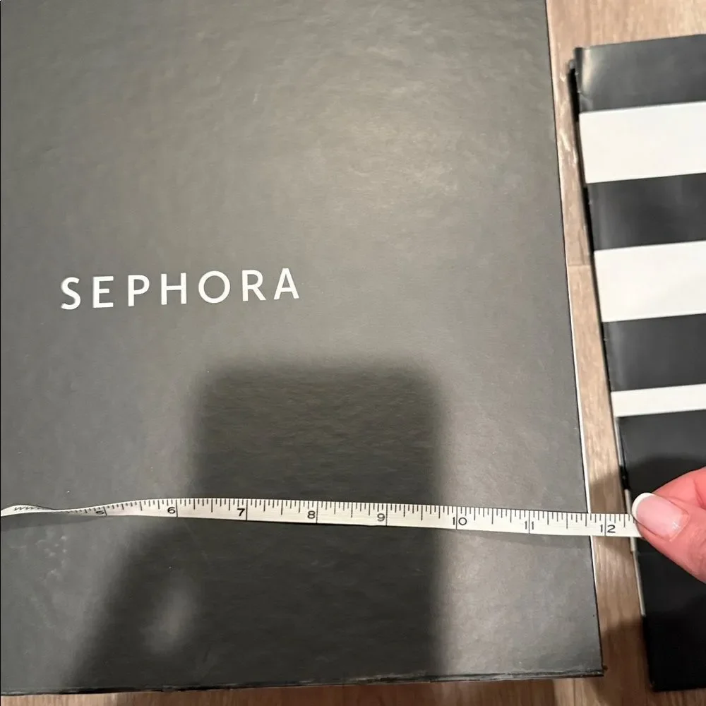 Sephora Gift box and medium bag🎉1 Hr Sale🎉